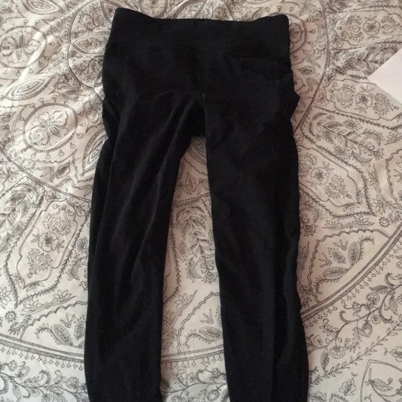 Yoga pants - Picture 1 of 2